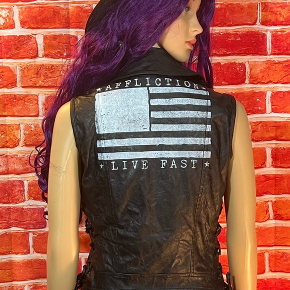 Affliction Women’s black leather vest. - Picture 8 of 15
